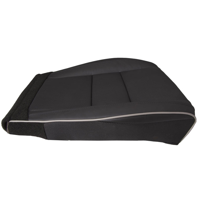 Right view of passenger in Black for Jeep Grand Cherokee