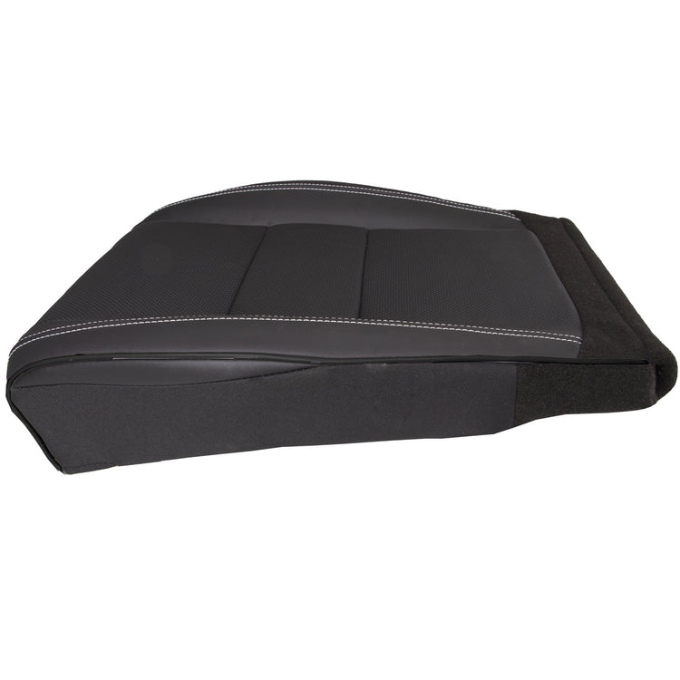 Right view of driver in Black for Jeep Grand Cherokee