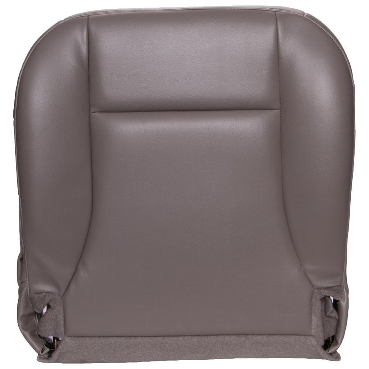 Front view of passenger in Medium Pewter for Chevrolet Colorado