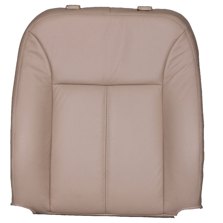Front view of passenger in Light Cashmere for Chevrolet Colorado