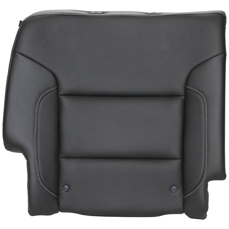 Front view of passenger in Jet Black for Chevrolet Silverado