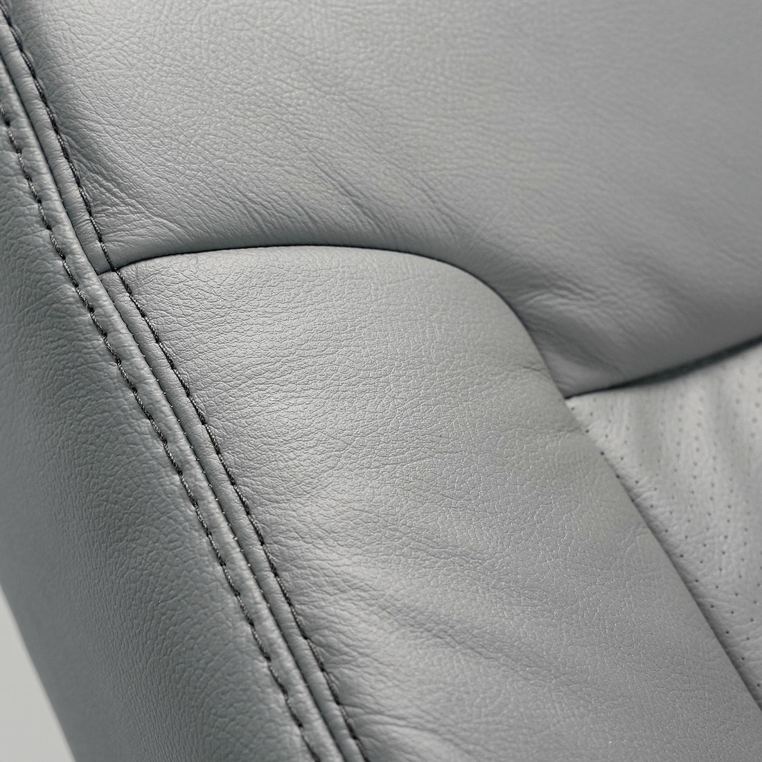 Alternate angle of driver in Steel Gray for Ford F150
